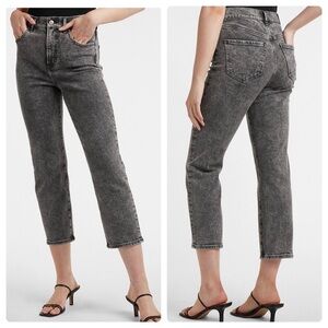 Express Super High Waisted Faded Black Cropped Straight Jeans- NWT